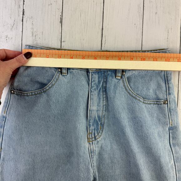 Afends Light Wash Cotton Denim High Rise Mom Straight Cropped Leg Jeans Size 2 - Picture 11 of 15